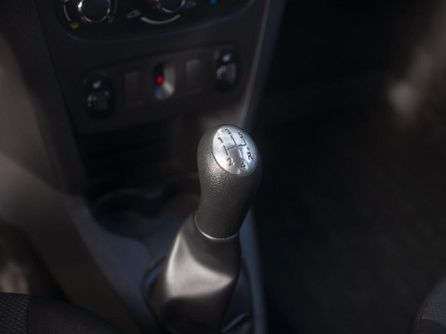Renault Logan II Курган  - изображение 18