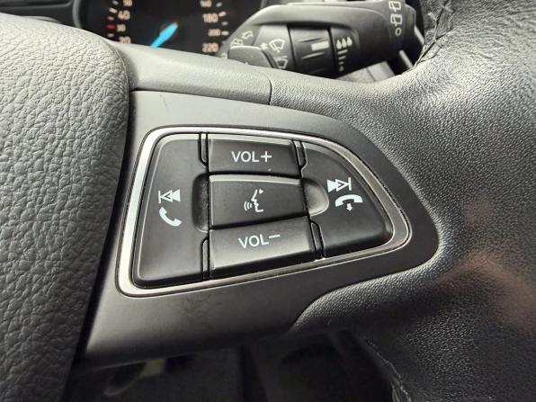 Ford Kuga II Рестайлинг с пробегом 2017 года, цена 1 595 000 рублей, 104661 км, внедорожник, Автокод Объявления