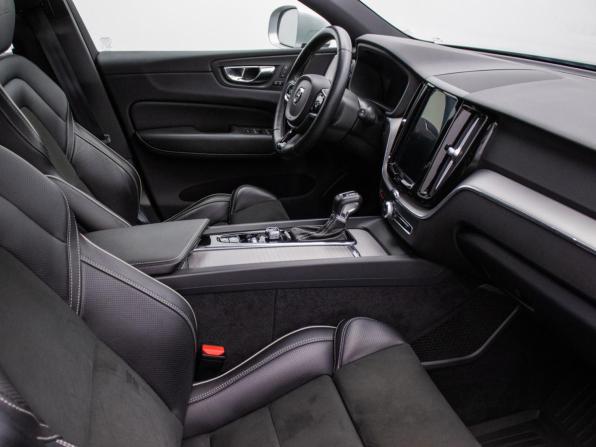 Volvo XC60 II с пробегом 2019 года, цена 3 364 000 рублей, 113000 км, внедорожник, Автокод Объявления