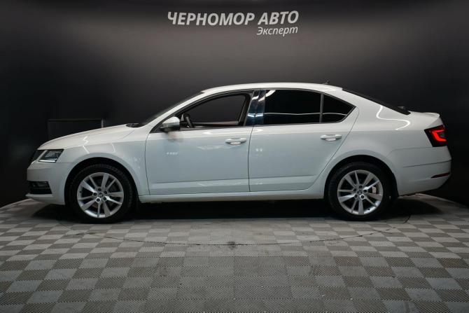 Skoda Octavia III (A7) Рестайлинг с пробегом 2019 года, цена 2 490 000 рублей, 102946 км, лифтбек, Автокод Объявления