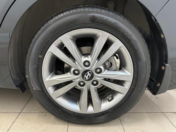 Hyundai Elantra VI (AD) с пробегом 2017 года, цена 1 540 000 рублей, 114175 км, седан, Автокод Объявления