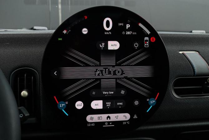 Mini Hatch IV (F65/F66/J01) с пробегом 2024 года, цена 4 080 000 рублей, 10180 км, хэтчбек, Автокод Объявления