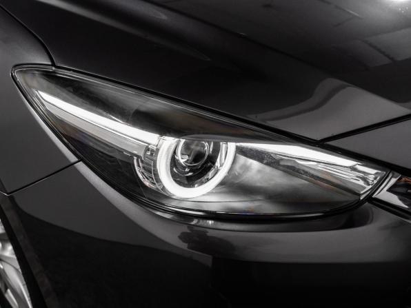 Mazda Axela III Рестайлинг с пробегом 2018 года, цена 1 299 500 рублей, 95363 км, седан, Автокод Объявления