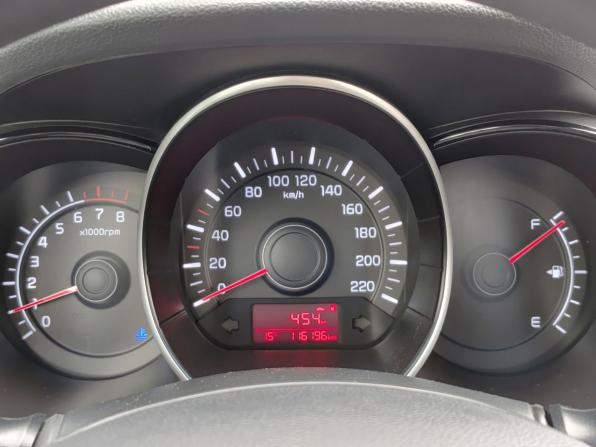 Kia Rio III Рестайлинг с пробегом 2016 года, цена 963 000 рублей, 116190 км, седан, Автокод Объявления