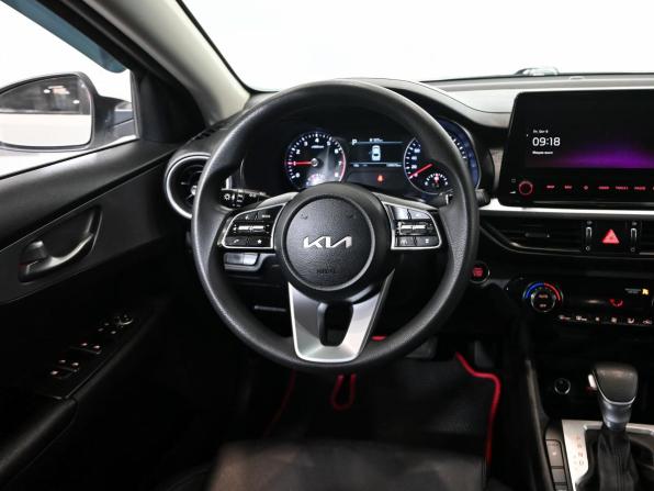Kia K3 II Рестайлинг с пробегом 2021 года, цена 1 943 000 рублей, 134536 км, седан, Автокод Объявления