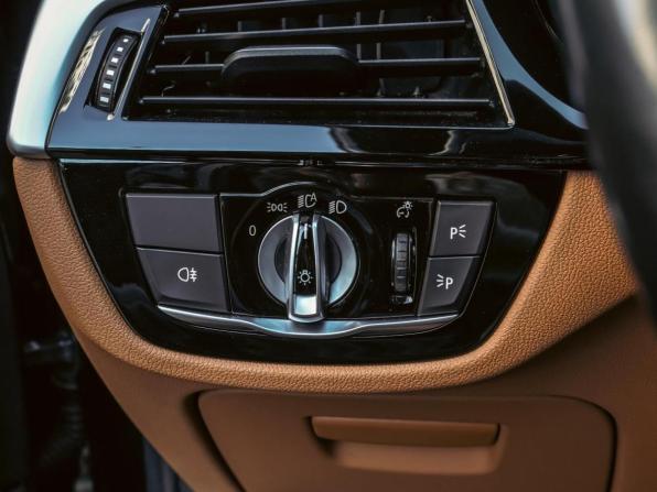 BMW 5 серии VII (G30/G31/G38) Рестайлинг с пробегом 2020 года, цена 4 399 000 рублей, 161947 км, универсал, Автокод Объявления