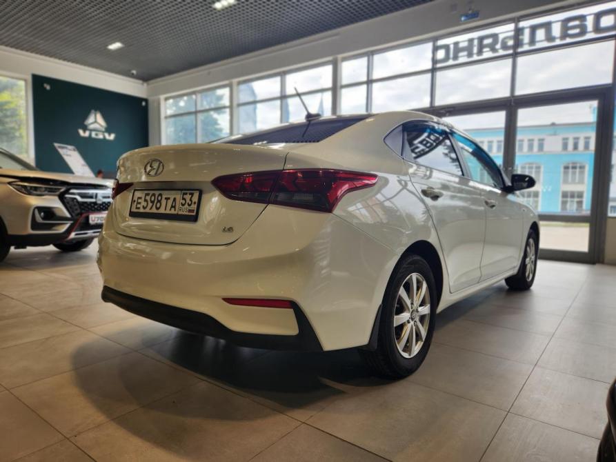 Hyundai Solaris II Великий Новгород  - изображение 6