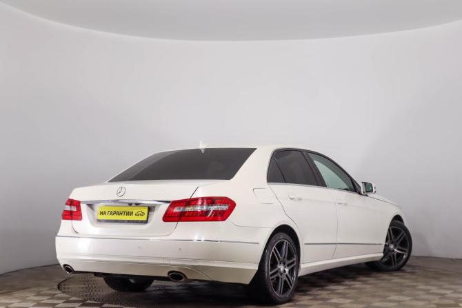 Mercedes-Benz E-Класс IV (W212 S212 C207) с пробегом 2012 года, цена 1 999 000 рублей, 240368 км, седан, Автокод Объявления