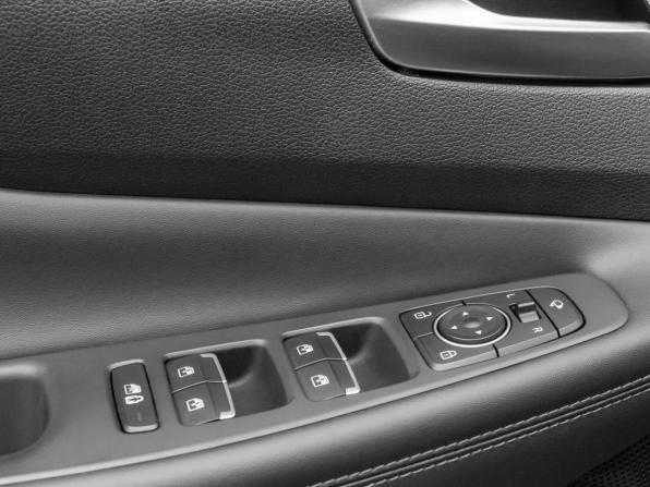 Hyundai Santa Fe IV Рестайлинг с пробегом 2021 года, цена 4 090 000 рублей, 78048 км, внедорожник, Автокод Объявления