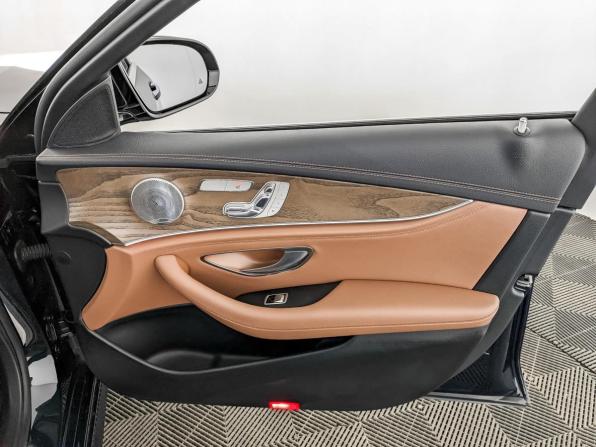 Mercedes-Benz E-Класс V (W213 S213 C238) с пробегом 2017 года, цена 3 950 000 рублей, 118399 км, седан, Автокод Объявления