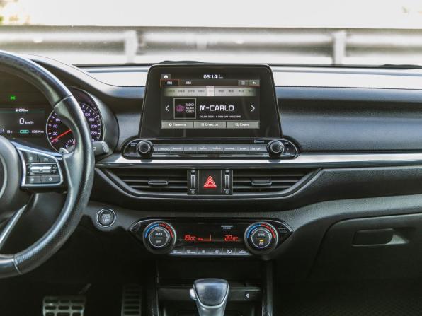 Kia Cerato IV с пробегом 2021 года, цена 2 198 000 рублей, 65634 км, седан, Автокод Объявления