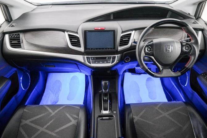 Honda Jade I с пробегом 2015 года, цена 1 629 000 рублей, 112000 км, компактвэн, Автокод Объявления