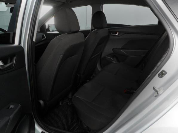 Hyundai Solaris II с пробегом 2019 года, цена 1 359 000 рублей, 134944 км, седан, Автокод Объявления