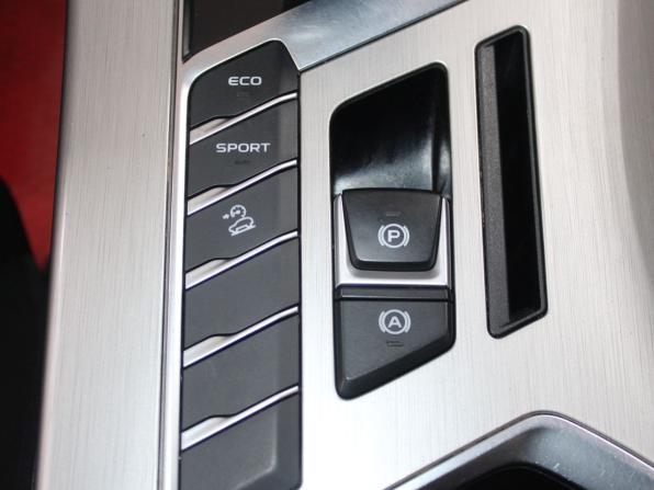 Geely Coolray I с пробегом 2020 года, цена 1 419 900 рублей, 165306 км, внедорожник, Автокод Объявления