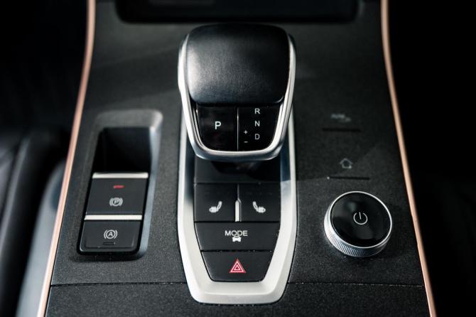 Omoda C5 I с пробегом 2024 года, цена 1 700 000 рублей, 58863 км, внедорожник, Автокод Объявления