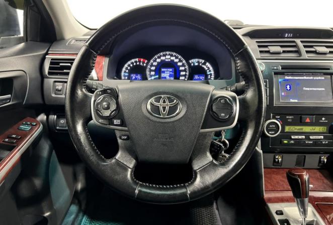 Toyota Camry VII (XV50) с пробегом 2014 года, цена 1 400 000 рублей, 284704 км, седан, Автокод Объявления