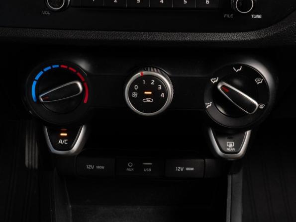 Kia Rio IV с пробегом 2019 года, цена 1 327 000 рублей, 92090 км, седан, Автокод Объявления