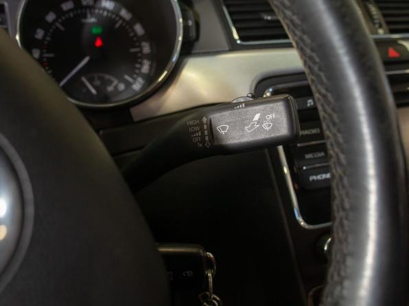 Skoda Superb II Рестайлинг с пробегом 2014 года, цена 1 085 000 рублей, 214866 км, лифтбек, Автокод Объявления