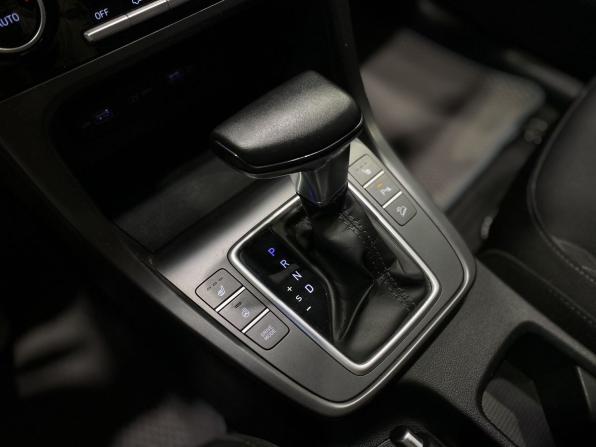 Hyundai Creta II с пробегом 2022 года, цена 2 299 900 рублей, 99131 км, внедорожник, Автокод Объявления