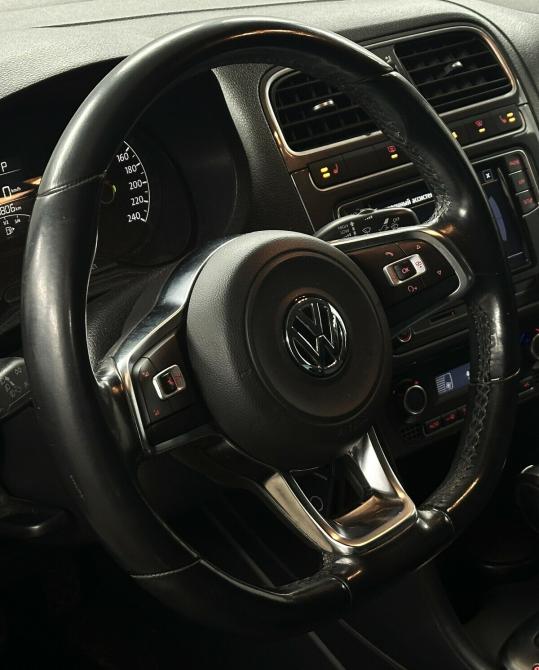 Volkswagen Polo V Рестайлинг Москва  - изображение 11
