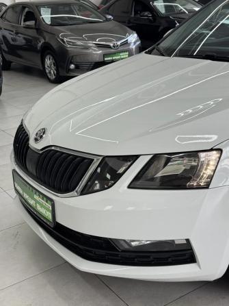 Skoda Octavia III (A7) Рестайлинг с пробегом 2019 года, цена 1 649 000 рублей, 71839 км, лифтбек, Автокод Объявления