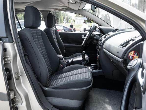 Renault Megane II Рестайлинг с пробегом 2006 года, цена 430 000 рублей, 247563 км, хэтчбек, Автокод Объявления