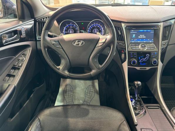Hyundai Sonata VI (YF) с пробегом 2012 года, цена 1 410 000 рублей, 95036 км, седан, Автокод Объявления