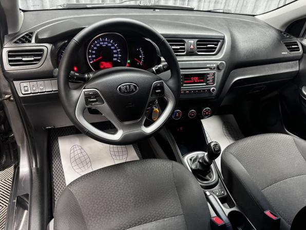 Kia Rio III Рестайлинг с пробегом 2015 года, цена 888 000 рублей, 194916 км, седан, Автокод Объявления