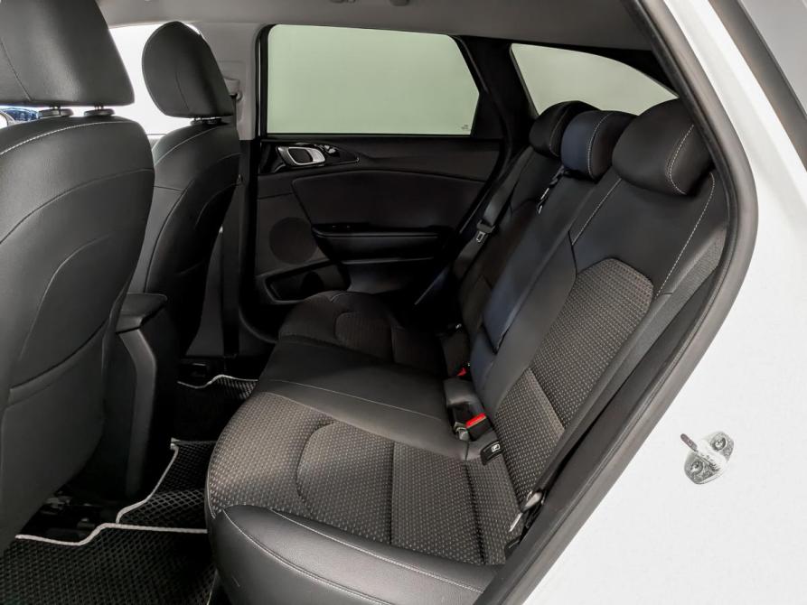 Kia Ceed III Санкт-Петербург  - изображение 12