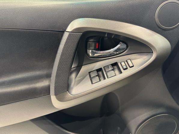 Toyota RAV4 III (XA30) Рестайлинг с пробегом 2011 года, цена 1 280 000 рублей, 201021 км, внедорожник, Автокод Объявления