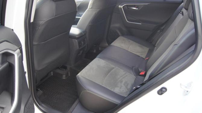 Toyota RAV4 V (XA50) с пробегом 2024 года, цена 4 199 900 рублей, 98 км, внедорожник, Автокод Объявления