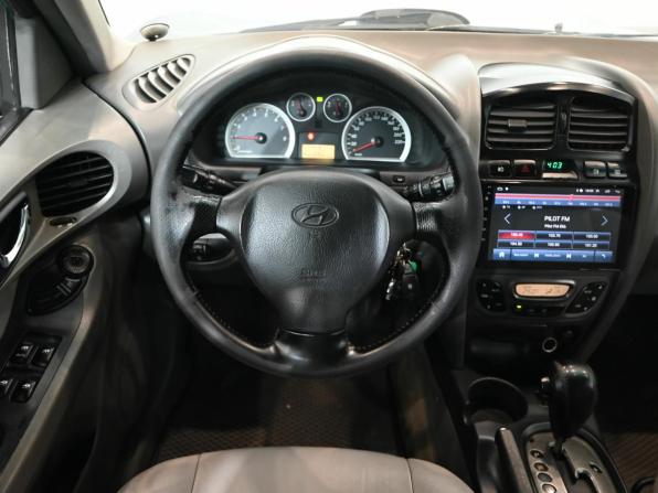 Hyundai Santa Fe Classic с пробегом 2011 года, цена 850 000 рублей, 232892 км, внедорожник, Автокод Объявления