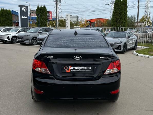 Hyundai Solaris I с пробегом 2012 года, цена 740 000 рублей, 172140 км, седан, Автокод Объявления