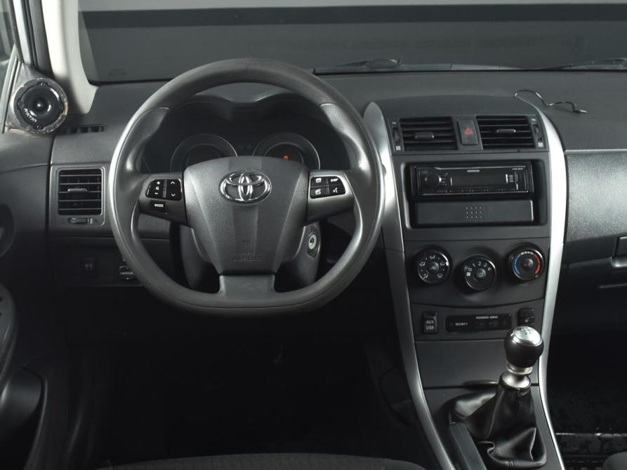 Toyota Corolla X (E140 E150) Рестайлинг Кемерово  - изображение 8