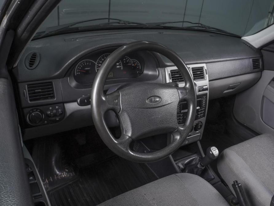 Lada (ВАЗ) Priora I Ростов-на-Дону  - изображение 6
