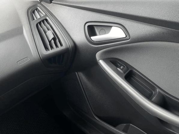 Ford Focus III с пробегом 2011 года, цена 699 000 рублей, 242606 км, хэтчбек, Автокод Объявления
