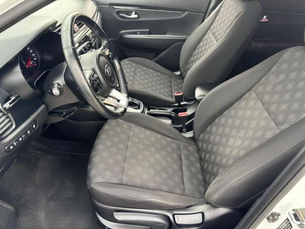 Kia Rio IV с пробегом 2017 года, цена 1 407 240 рублей, 95055 км, седан, Автокод Объявления