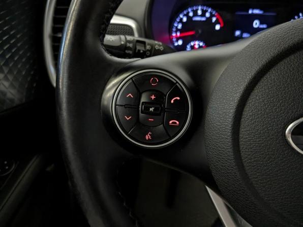 Kia Soul III с пробегом 2021 года, цена 2 200 000 рублей, 70331 км, хэтчбек, Автокод Объявления