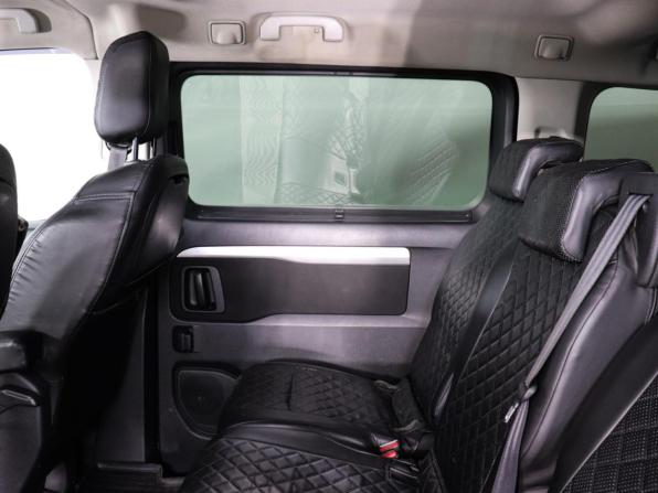 Peugeot Traveller I с пробегом 2019 года, цена 2 450 000 рублей, 223721 км, минивэн, Автокод Объявления