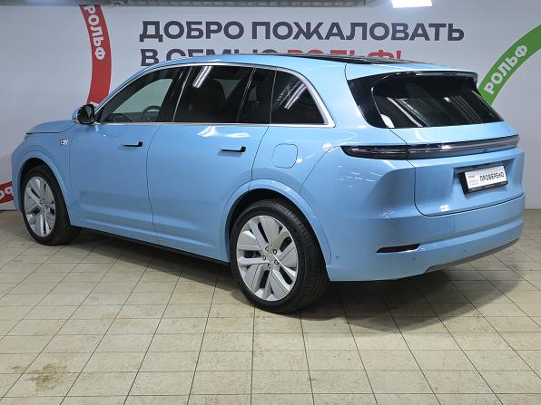 Li Auto (Lixiang) L7 I Рестайлинг с пробегом 2024 года, цена 6 840 000 рублей, 37000 км, внедорожник, Автокод Объявления