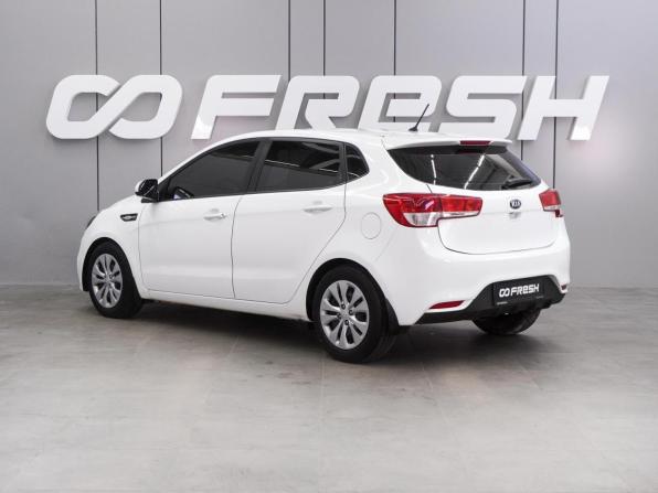 Kia Rio III Рестайлинг с пробегом 2015 года, цена 849 000 рублей, 197354 км, хэтчбек, Автокод Объявления