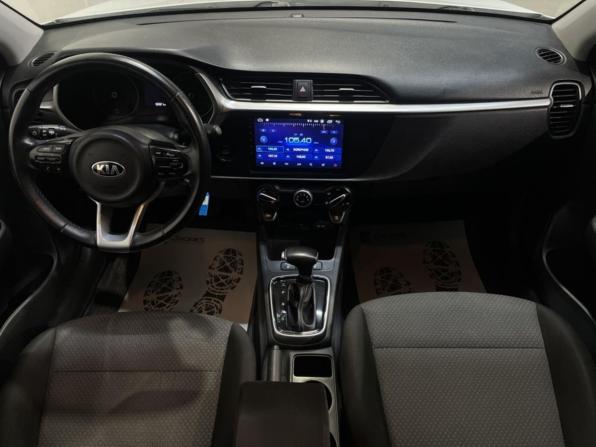 Kia Rio IV Рестайлинг с пробегом 2020 года, цена 1 338 900 рублей, 86821 км, седан, Автокод Объявления