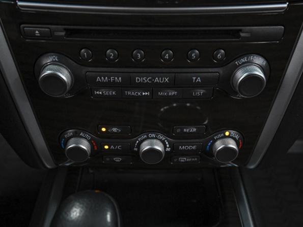 Nissan Pathfinder IV с пробегом 2015 года, цена 1 887 000 рублей, 94191 км, внедорожник, Автокод Объявления