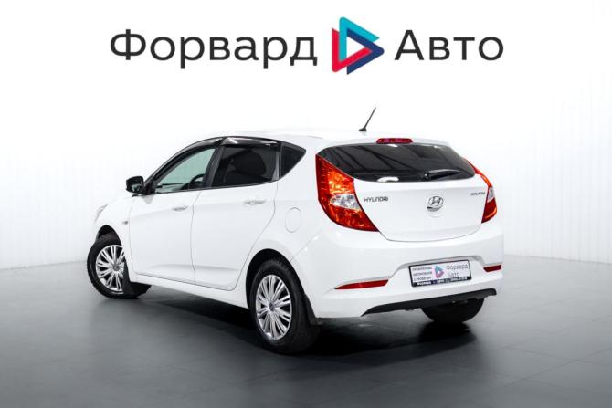 Hyundai Solaris I Рестайлинг с пробегом 2015 года, цена 849 000 рублей, 110446 км, хэтчбек, Автокод Объявления
