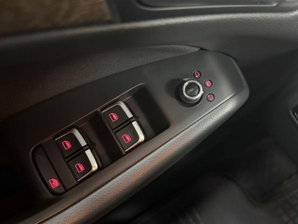 Audi Q5 I (8R) Рестайлинг с пробегом 2013 года, цена 2 100 000 рублей, 107750 км, внедорожник, Автокод Объявления