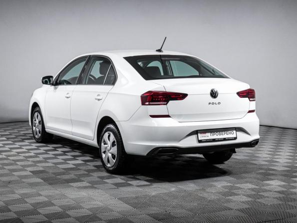 Volkswagen Polo VI с пробегом 2022 года, цена 1 644 000 рублей, 32688 км, лифтбек, Автокод Объявления
