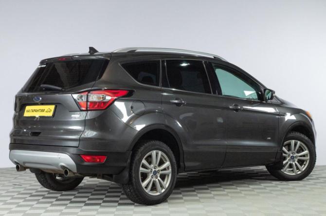 Ford Kuga II Рестайлинг с пробегом 2017 года, цена 1 629 000 рублей, 175500 км, внедорожник, Автокод Объявления
