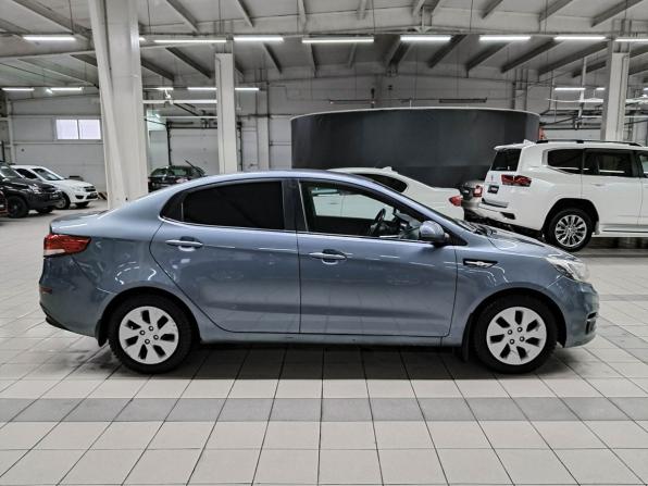 Kia Rio III Рестайлинг с пробегом 2016 года, цена 745 000 рублей, 125110 км, седан, Автокод Объявления