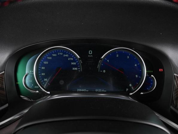 BMW 7 серии VI (G11/G12) с пробегом 2015 года, цена 3 350 000 рублей, 206445 км, седан, Автокод Объявления