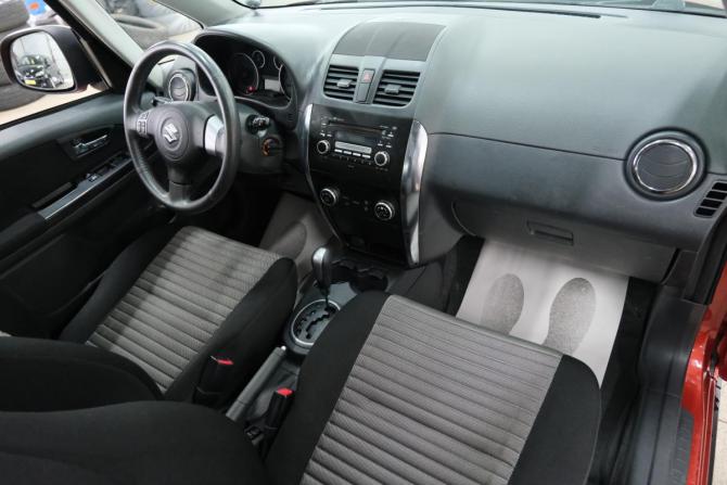 Suzuki SX4 I (Classic) Рестайлинг с пробегом 2010 года, цена 1 099 000 рублей, 103000 км, хэтчбек, Автокод Объявления